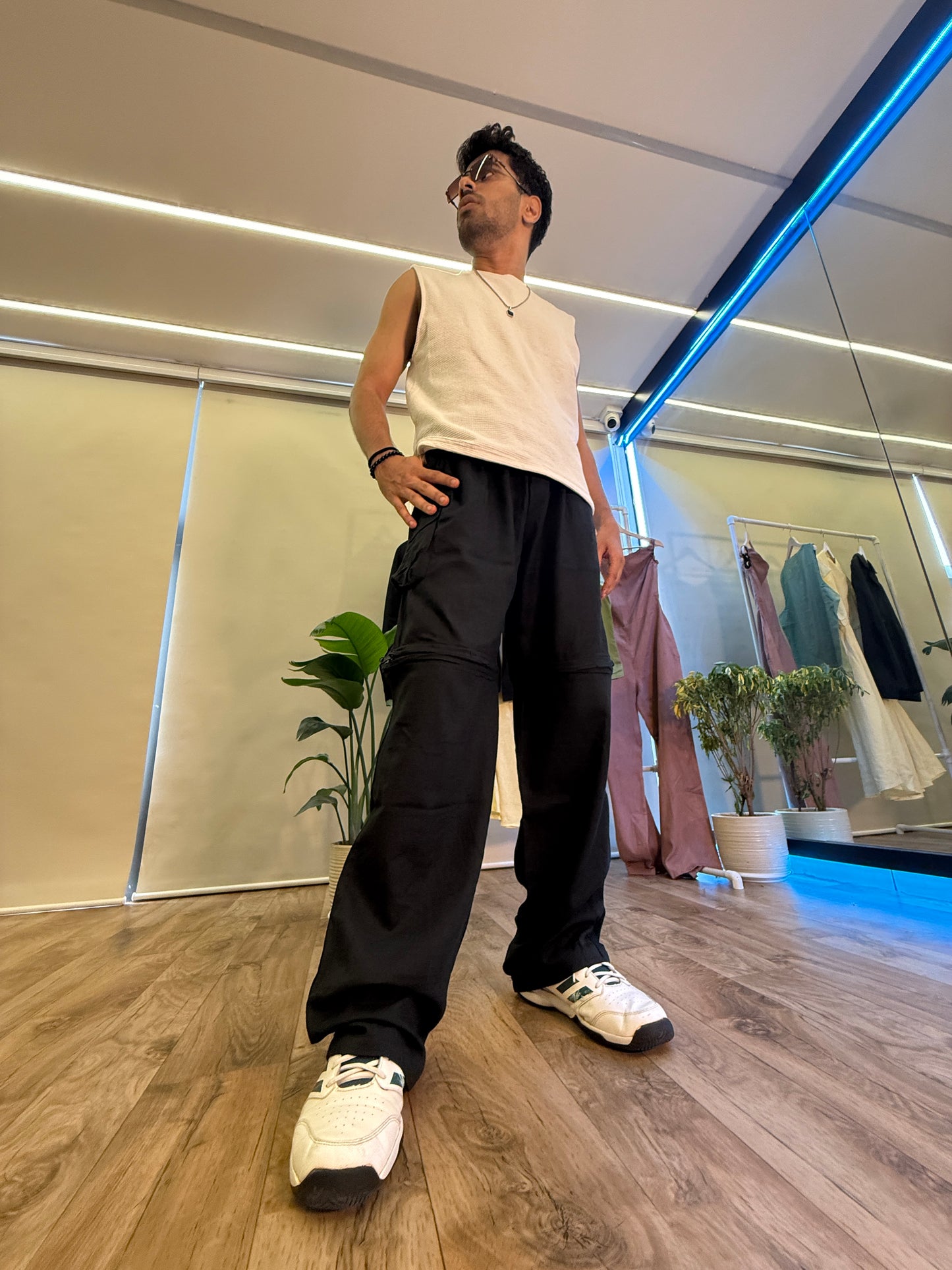 Pivot Cargo - Black